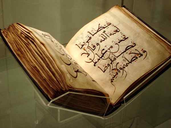 Perbezaan antara Alkitab dan Al -Quran