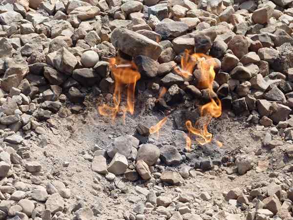 Diferencia entre el monóxido de carbono y el gas natural