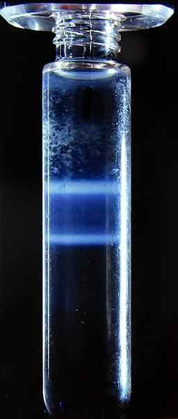 Différence entre la centrifugation du gradient différentiel et de densité