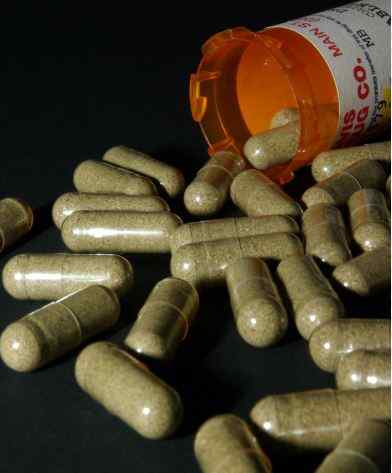 Apakah perbezaan antara benzodiazepin dan z-ubat