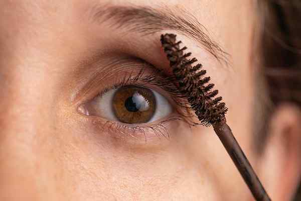 Was ist der Unterschied zwischen Eyeliner und Mascara