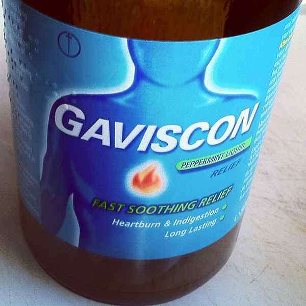 Apakah perbezaan antara tindakan ganda Gaviscon Advance dan Gaviscon