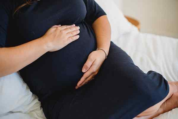 Apakah perbezaan antara hipertensi kehamilan dan preeklampsia