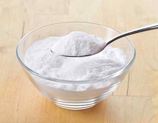 Perbezaan antara baking soda dan mencuci soda