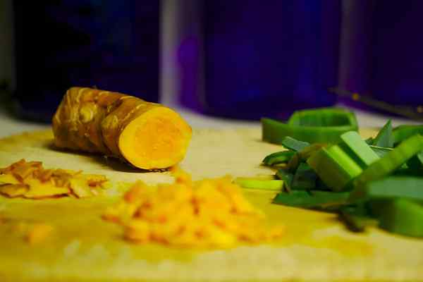 Perbedaan antara curcumin dan kunyit