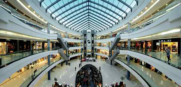 Diferencia entre el centro comercial y el centro comercial