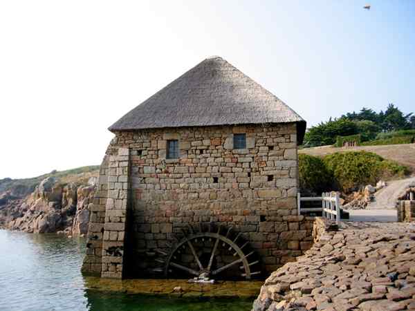 Unterschied zwischen Mühle und Fabrik