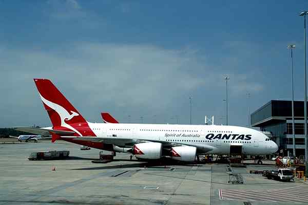 Perbezaan antara Qantas dan British Airways