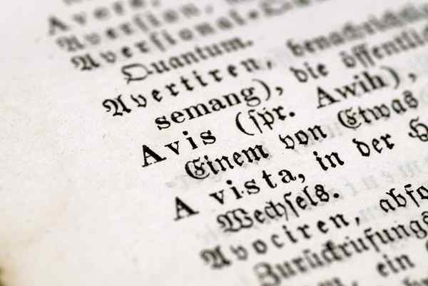 Unterschied zwischen traditioneller Grammatik und moderner Linguistik