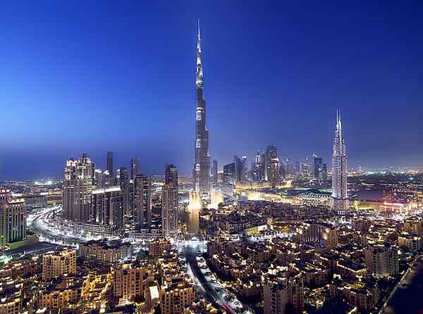 Différence entre Abu Dhabi et Dubaï