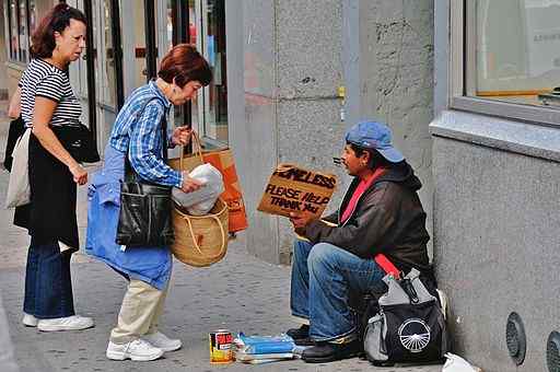 Différence entre l'altruisme et le comportement prosocial