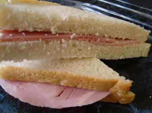 Perbedaan antara bacon dan ham