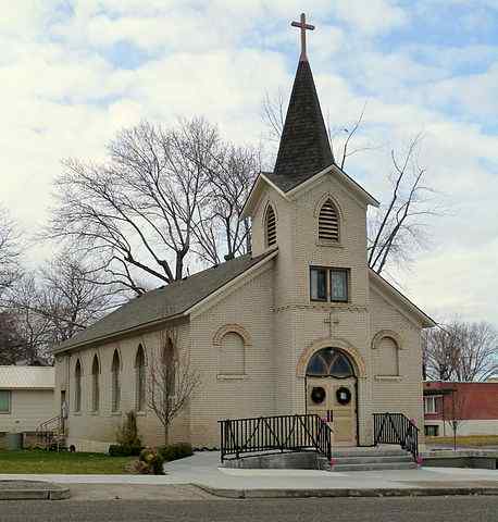 Unterschied zwischen katholischer Kirche und protestantischer Kirche