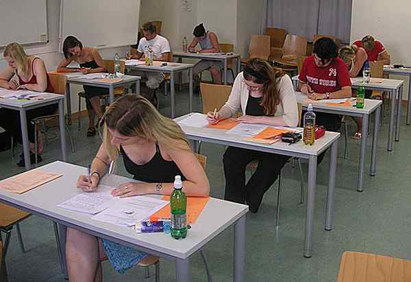 Diferencia entre el examen y la prueba