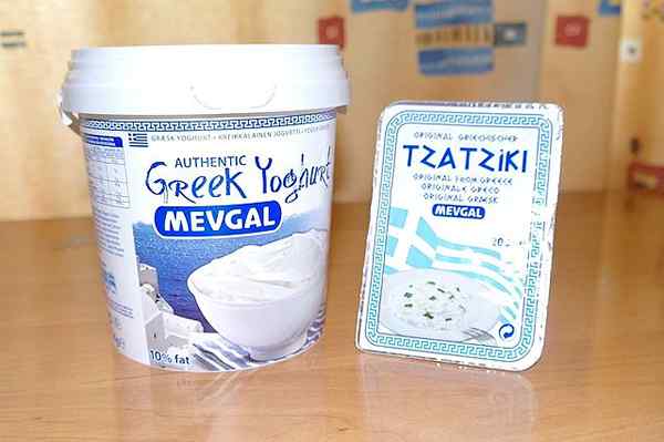Diferencia entre el yogurt griego y regular