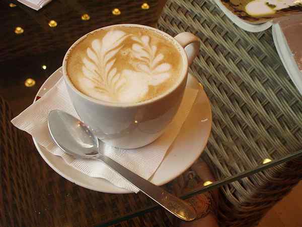 Perbedaan antara latte dan kopi