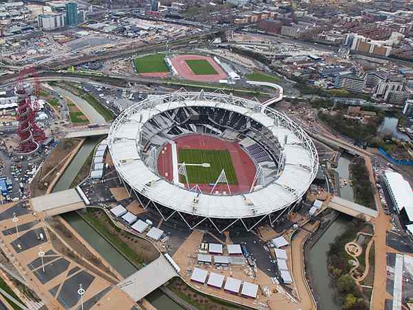 Diferencia entre Stratford antes de los Juegos Olímpicos y después de los Juegos Olímpicos 2012